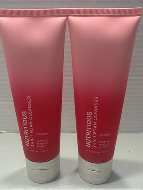 Estee Lauder Nutritious 2-in-1 Foam Cleanser - 4.2 oz / 125 ml  2 TUBES